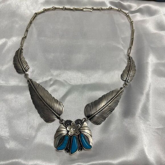 Large Southwestern Sterling/Howlite Feather Pendant Necklace Signed - Picture 1 of 7